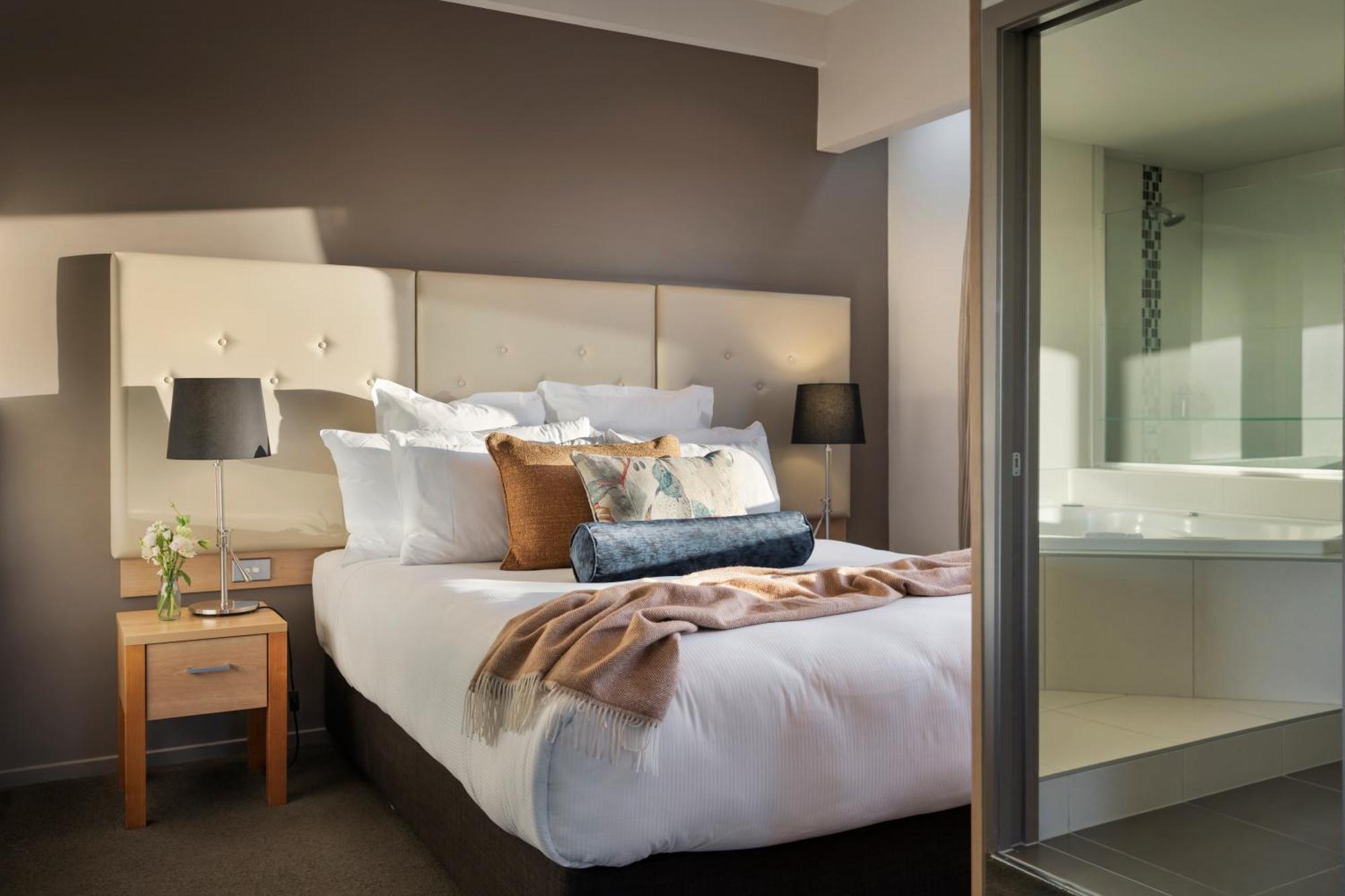 Fable Christchurch Luaran gambar